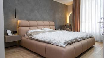 https://images.proimobil.md/V-BnEA_AiHDYBqwAAvdCzES-4XwMg86x1VPIOYXyaNo/resize:fill:350:198:1/gravity:ce/bG9jYWw6Ly8vZXN0YXRlL2xyLzU2ZDMxOGM0LTZhZTktNGNmOS1hYzhiLTI5MWE4MjY1MTRmOC5qcGVn