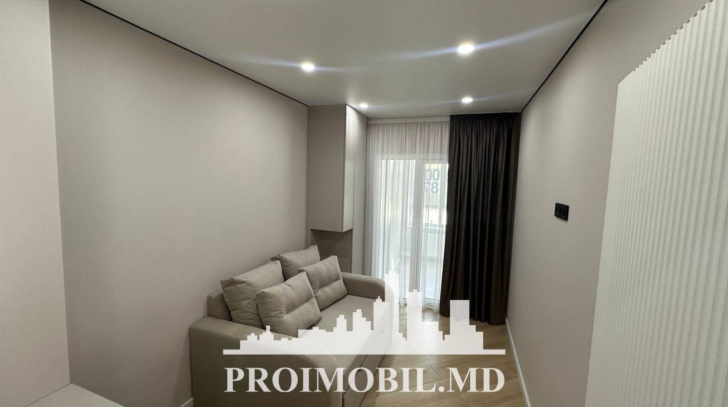 https://images.proimobil.md/V-TcCBQq08u75fTApSbEZReuwCy9Igkn3XOQLM5OdVg/watermark:0.75:so:0:30:0.39/resize:fill:1460:816:1/gravity:ce/bG9jYWw6Ly8vZXN0YXRlL2xyLzAyOWViNjczLTgyOWUtNDJhZi05MjJjLTEyZDFlMWZmNGNmZC5qcGVn