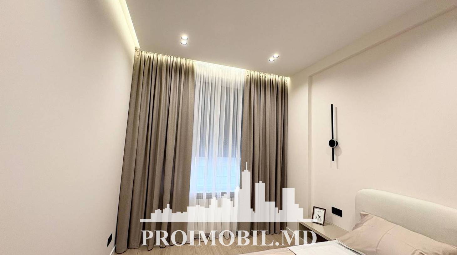 https://images.proimobil.md/V4DlMFBlDq5sKlzGSIKlSaV99zr_ldneZvvGwa4UxAM/watermark:0.75:so:0:30:0.39/resize:fill:1460:816:1/gravity:ce/bG9jYWw6Ly8vZXN0YXRlL2xyL2MzMjNiOTJjLWJhZGMtNDU5MC05YTc0LTlkODc4MWZmZGVkOS5qcGVn