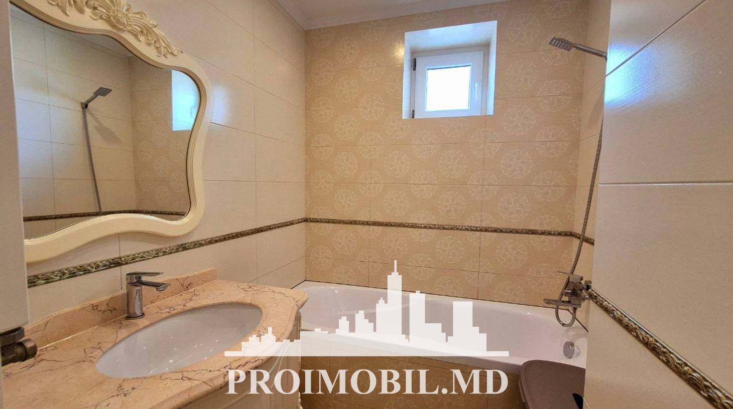 https://images.proimobil.md/V4fnYVJr9Z0wV6AYzQ6iMM59Sg-PyvwQ9DRqyP86C60/watermark:0.75:so:0:30:0.39/resize:fill:1460:816:1/gravity:ce/bG9jYWw6Ly8vZXN0YXRlL2xyL2JiMjk4ZTdhLWZkMTgtNDJlNC1hOTA4LTE0YmIxOGMxNWMzMS5qcGVn