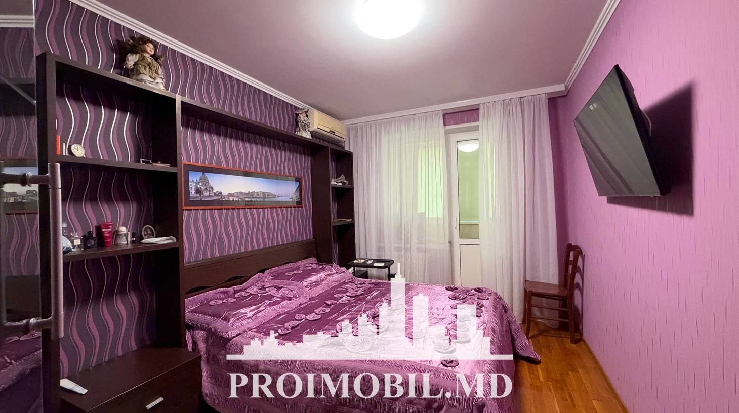 https://images.proimobil.md/V4rE6fC04tRwKStodNUQ8M0ZfgtBM5qnZNS4a1DEppg/watermark:0.75:so:0:30:0.39/resize:fill:1460:816:1/gravity:ce/bG9jYWw6Ly8vZXN0YXRlL2xyLzZiNzM0MDNjLWYxMzAtNDhhZC1iOTBmLTA5YTQzYzhhMGU4YS5qcGVn