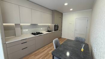 https://images.proimobil.md/V5LrT27OAdYhkj9Ay56Hl61yGDkL3HeNO3nnDaF_wXs/resize:fill:350:198:1/gravity:ce/bG9jYWw6Ly8vZXN0YXRlL2xyL2FlNDJiMjNlLTQzYjAtNGQxMS1iZjdlLWZkNzQ2OWZlYjc0NS5qcGVn