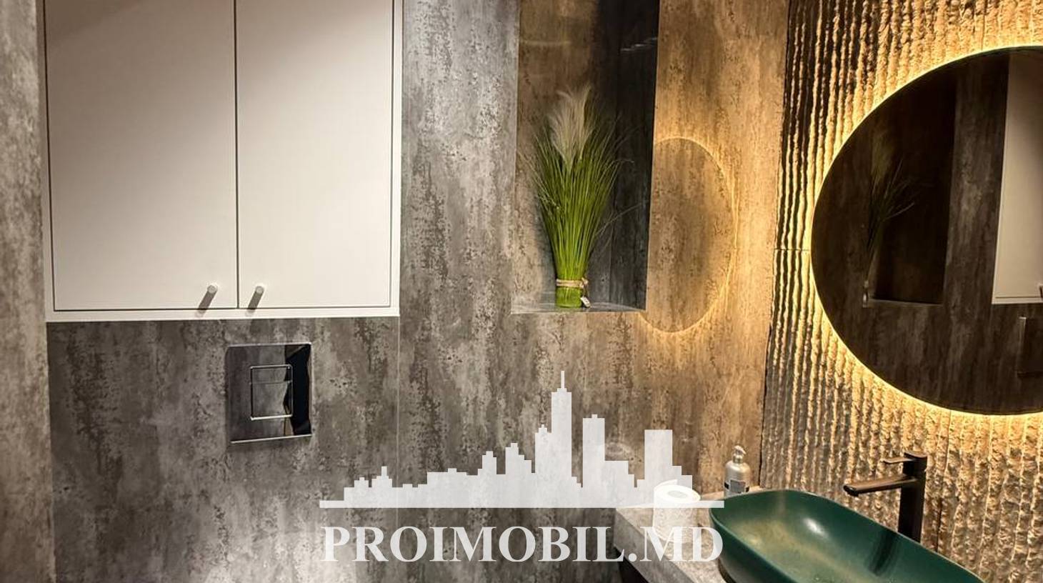 https://images.proimobil.md/V5P482XXfSKdCpYXVN_sswO7KK2HmoCHUwdzbVOm9mM/watermark:0.75:so:0:30:0.39/resize:fill:1460:816:1/gravity:ce/bG9jYWw6Ly8vZXN0YXRlL2xyL2M4Nzc3MDJjLWExZDgtNDRjNC1iZWRiLTE1OGFjMjgzMGQ4My5qcGVn