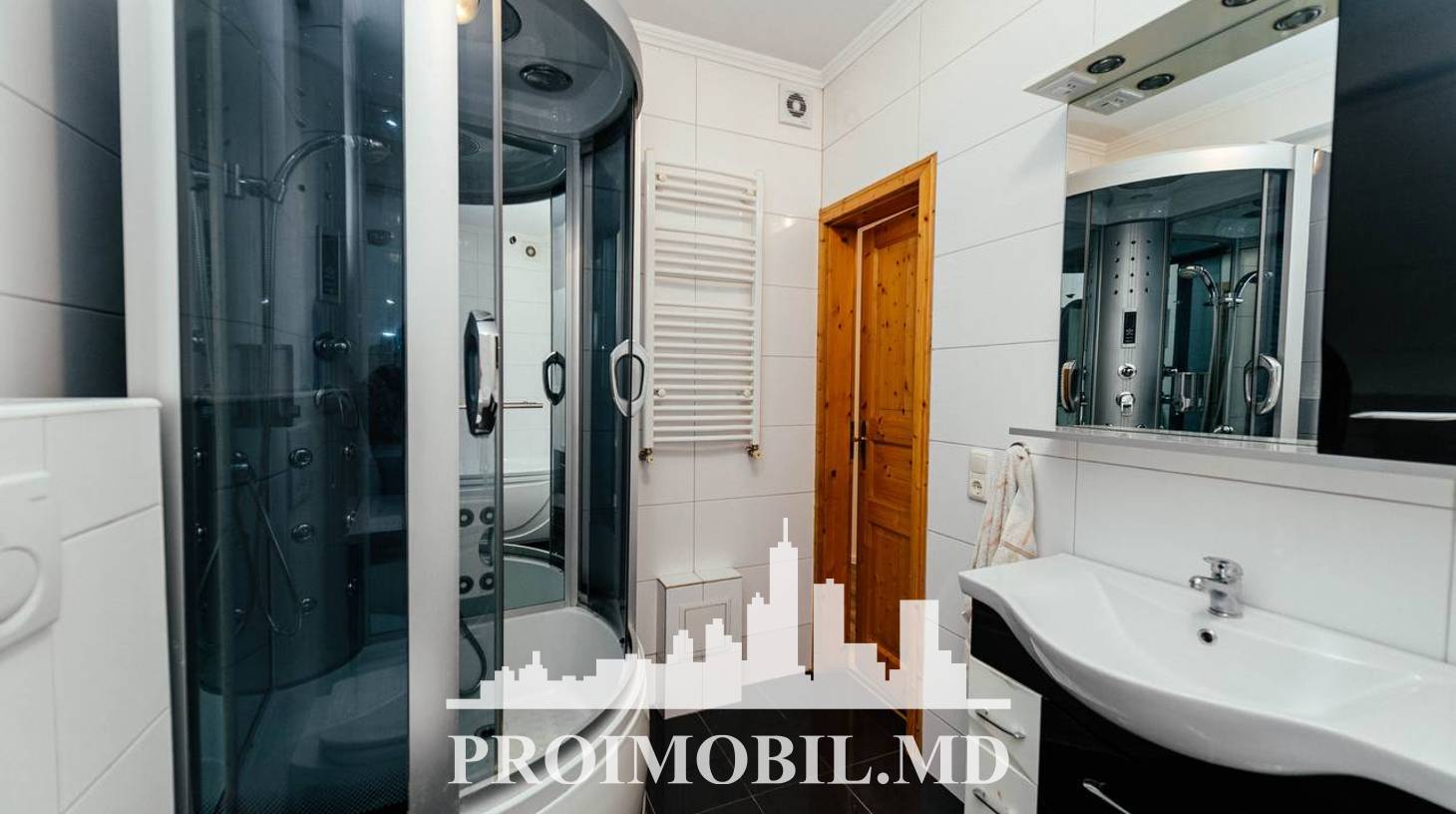 https://images.proimobil.md/V6twjuXDAY1lcjQe5I40rk_B-lBwqfvXb4AX_iMy08I/watermark:0.75:so:0:30:0.39/resize:fill:1460:816:1/gravity:ce/bG9jYWw6Ly8vZXN0YXRlL2xyLzJkOWM2YjdkLTg2M2EtNDNkNi1iZjk4LWUzZjU0OTA1ZTdmYS5qcGVn