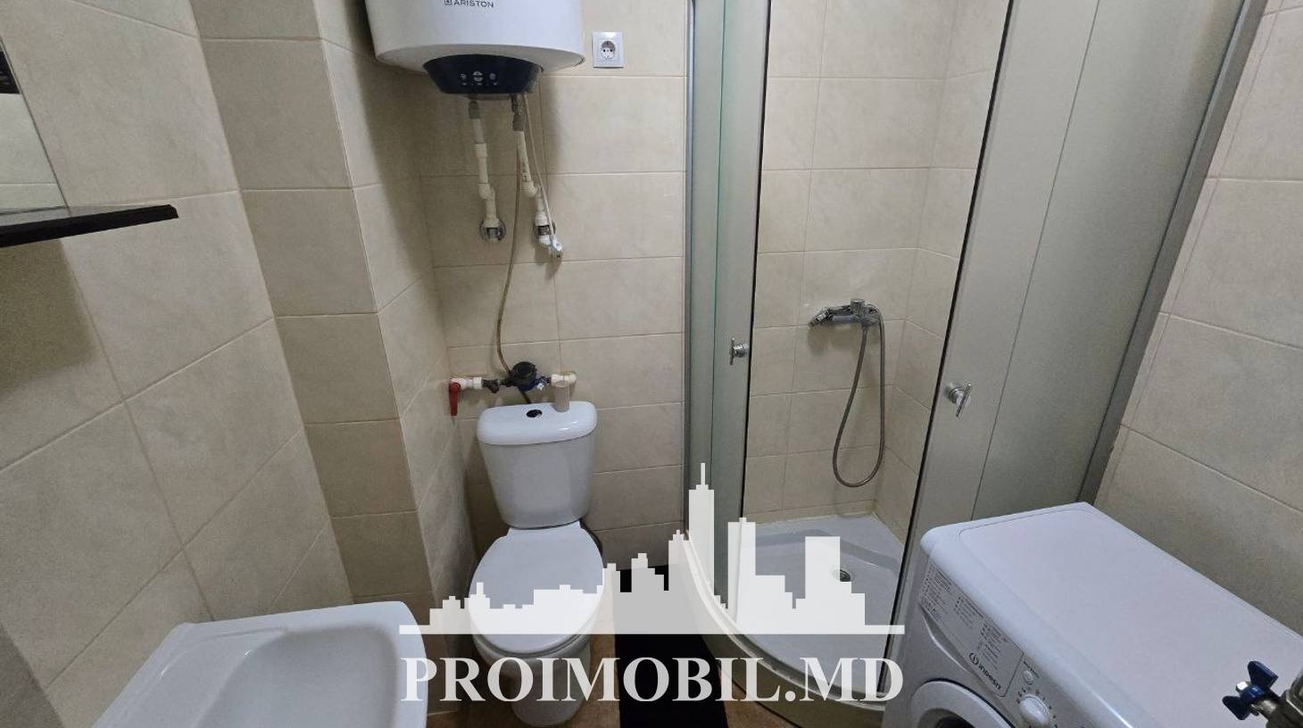 https://images.proimobil.md/V7r9qMbcFqoQFElqw_UM2T_Yfav1m9vUARJhZZn5PMU/watermark:0.75:so:0:30:0.39/resize:fill:1460:816:1/gravity:ce/bG9jYWw6Ly8vZXN0YXRlL2xyLzk3NzVmM2FjLTZjNGItNGFmNy1hZDJiLWY5OTRlNTlhNWM1Ny5qcGVn