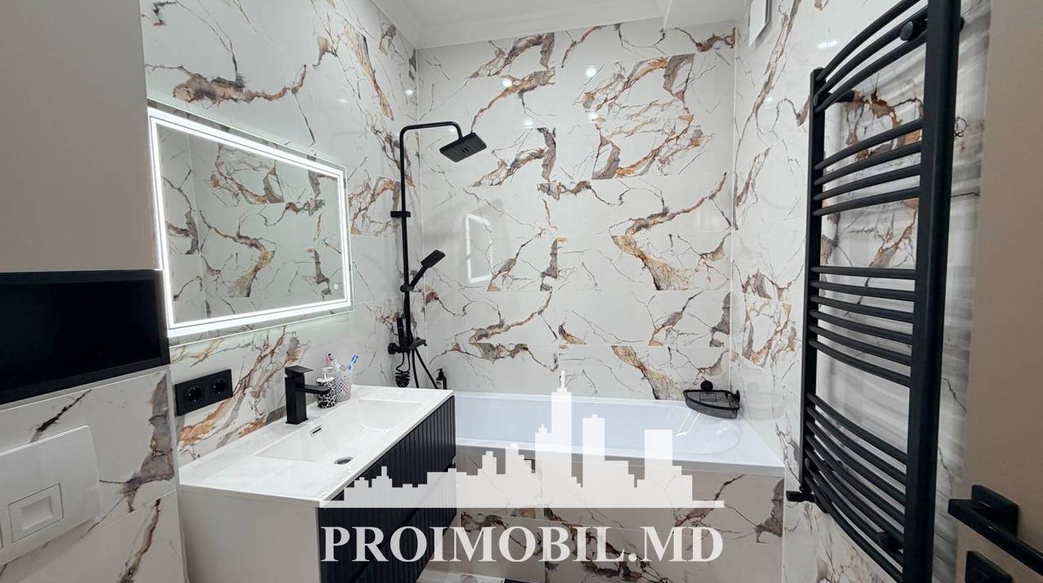 https://images.proimobil.md/V9JNzmgW-3qLDCAJ63ktObQMYJ15aoEYM5btONY0_Rk/watermark:0.75:so:0:30:0.39/resize:fill:1460:816:1/gravity:ce/bG9jYWw6Ly8vZXN0YXRlL2xyLzUxMzU4NzdkLWYzNDYtNGMwOC1hYWQ0LWEwY2E5MGM2MmZkNS5qcGVn