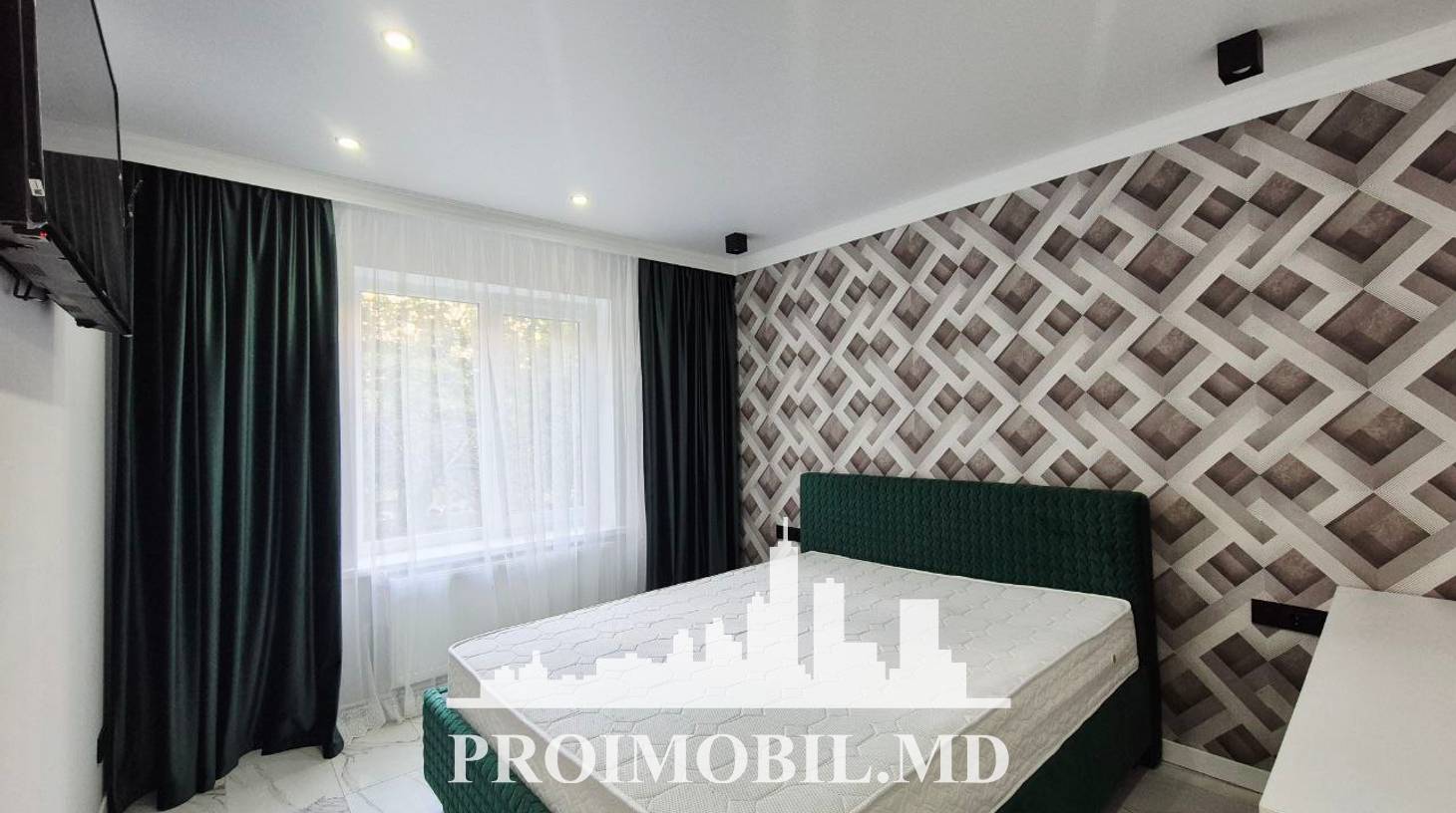 https://images.proimobil.md/V9bWuBywfQ_078nB2GtzK-s8UT9PjuyoRoNgvEZnMag/watermark:0.75:so:0:30:0.39/resize:fill:1460:816:1/gravity:ce/bG9jYWw6Ly8vZXN0YXRlL2xyLzFhMDMzZGJlLTFiMTgtNGY0MC1iMGU5LTcwNjk3NTZjMmQxYy5qcGVn