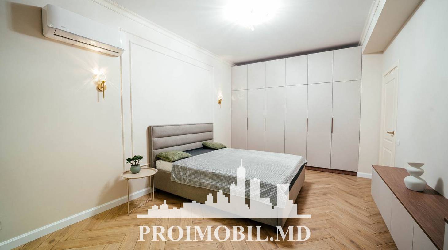 https://images.proimobil.md/VB979sHl8U8CdDXLEEe3BOe0YOjRuT49kGjB3mg_-8c/watermark:0.75:so:0:30:0.39/resize:fill:1460:816:1/gravity:ce/bG9jYWw6Ly8vZXN0YXRlL2xyLzkwOGJkZmNmLWU0MTgtNGRmMS1iZjM2LTZlZThkZjRkYWUzZC5qcGVn