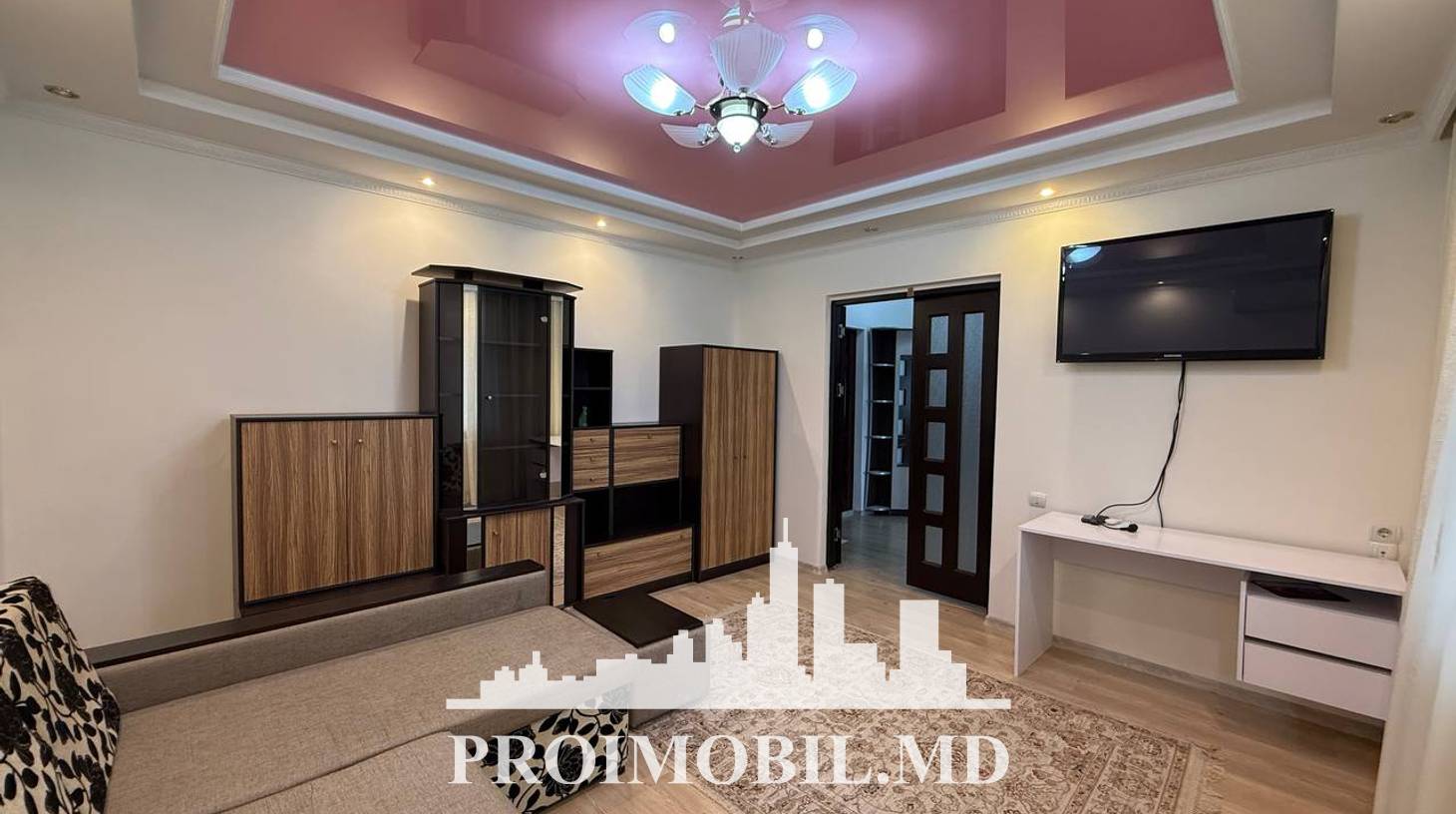 https://images.proimobil.md/VBvkO5rUvakyZLqUd3uQDEV46iZlvd6cHj6u0CP5nyE/watermark:0.75:so:0:30:0.39/resize:fill:1460:816:1/gravity:ce/bG9jYWw6Ly8vZXN0YXRlL2xyL2ZkMjc3ZTUzLWUxMjItNDhjNy1hY2Q0LTFkMWNiNjU4YjZkYi5qcGVn