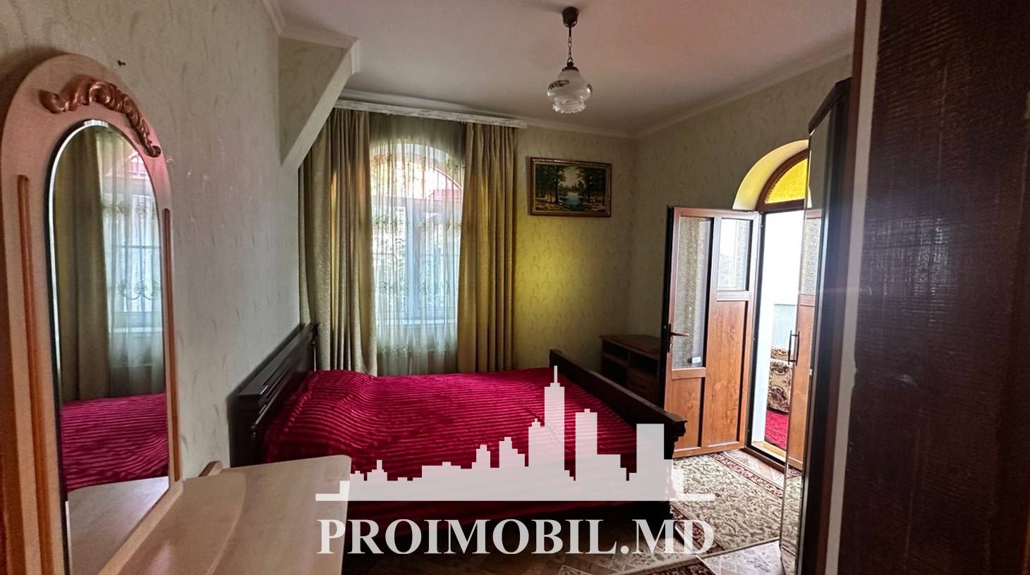 https://images.proimobil.md/VCk_MdB1FQG2GUtMwrP6A022Cmov8e1WFl1gwH-B7Cc/watermark:0.75:so:0:30:0.39/resize:fill:1460:816:1/gravity:ce/bG9jYWw6Ly8vZXN0YXRlL2xyL2UwNWE2OTNjLTkxMzgtNDFkMy05Mzk5LTIwNmQzOGI0ZmZmYS5qcGVn