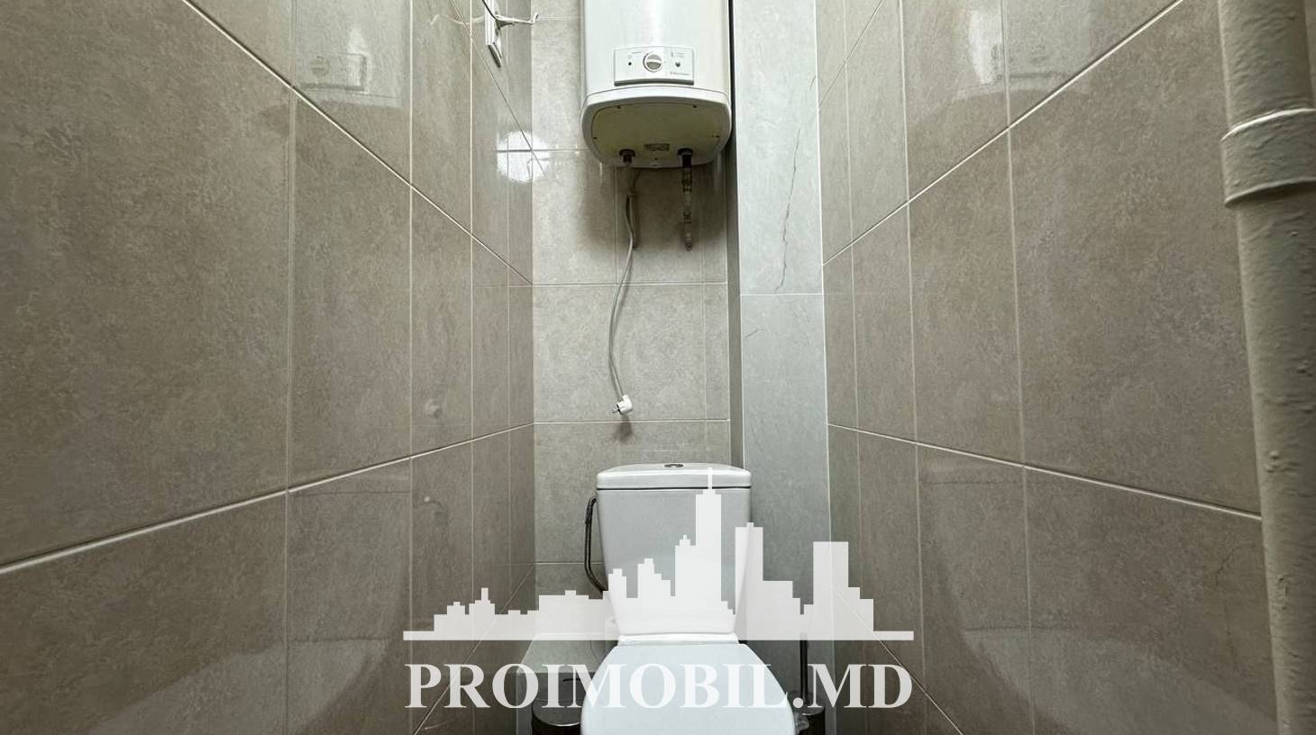 https://images.proimobil.md/VDLncr1UxOJX45ZbtZr_iCUys4fTKw3TEZd8UZ4uZ3Q/watermark:0.75:so:0:30:0.39/resize:fill:1460:816:1/gravity:ce/bG9jYWw6Ly8vZXN0YXRlL2xyL2VjYzY5YjE3LTg5MDktNGQ3ZC04NDdkLTRiNmJjNDAzZjhlNC5qcGVn