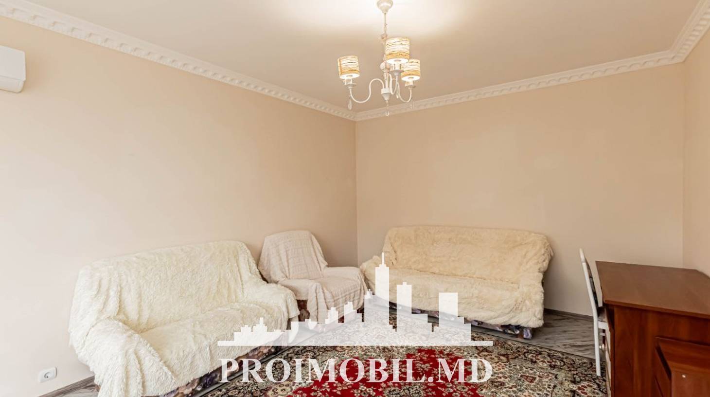 https://images.proimobil.md/VDeVN3a8HMXwLf4GTE7rkWd5YSaXoN1TVr8w0H5QIb8/watermark:0.75:so:0:30:0.39/resize:fill:1460:816:1/gravity:ce/bG9jYWw6Ly8vZXN0YXRlL2xyLzk0ZTJkZWFjLWJiMWQtNDUzMC04NDk1LWRlOWIzZTM4M2ViMi5qcGVn