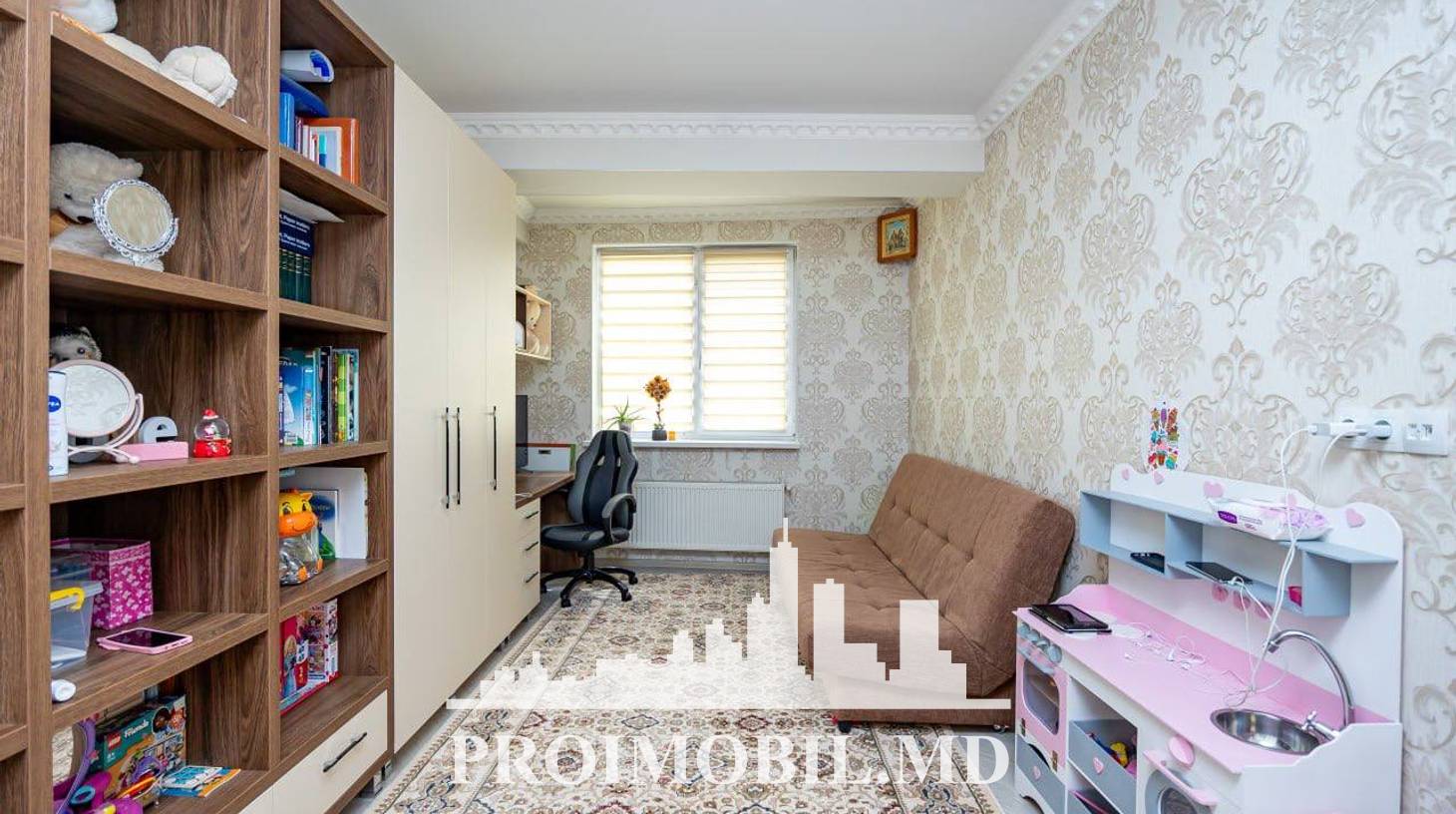 https://images.proimobil.md/VDvD2mnv6gMrP7u_BuTcx9TFFZDhEBV7UmNp-Ga1E7U/watermark:0.75:so:0:30:0.39/resize:fill:1460:816:1/gravity:ce/bG9jYWw6Ly8vZXN0YXRlL2xyLzFmYzkyOTZhLTNhNTYtNDFmZi1iMjVhLWMwYjRlMmVkODkyOS5qcGVn