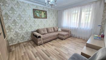 https://images.proimobil.md/VE1s8ynL6cZSky-XHeIvyki9qV-AuCux7Fk0DzWhXd0/resize:fill:350:198:1/gravity:ce/bG9jYWw6Ly8vZXN0YXRlL2xyL2VjNGQwZTg1LTE4YTEtNDRhMi1iMDZkLTRjNWQxOGRjOGNiMS5qcGVn