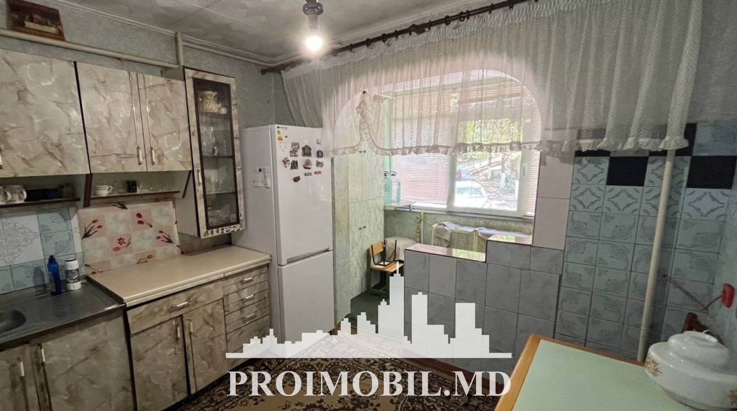 https://images.proimobil.md/VEdLGE7aBpaevxUIhr8zEqwW_Y6F6XFswQBknxrudnY/watermark:0.75:so:0:30:0.39/resize:fill:1460:816:1/gravity:ce/bG9jYWw6Ly8vZXN0YXRlL2xyLzNiYmFiOWI3LTA2YTQtNGNlOC1hNzQwLWYyNDkyMmI4MGRmYy5qcGVn