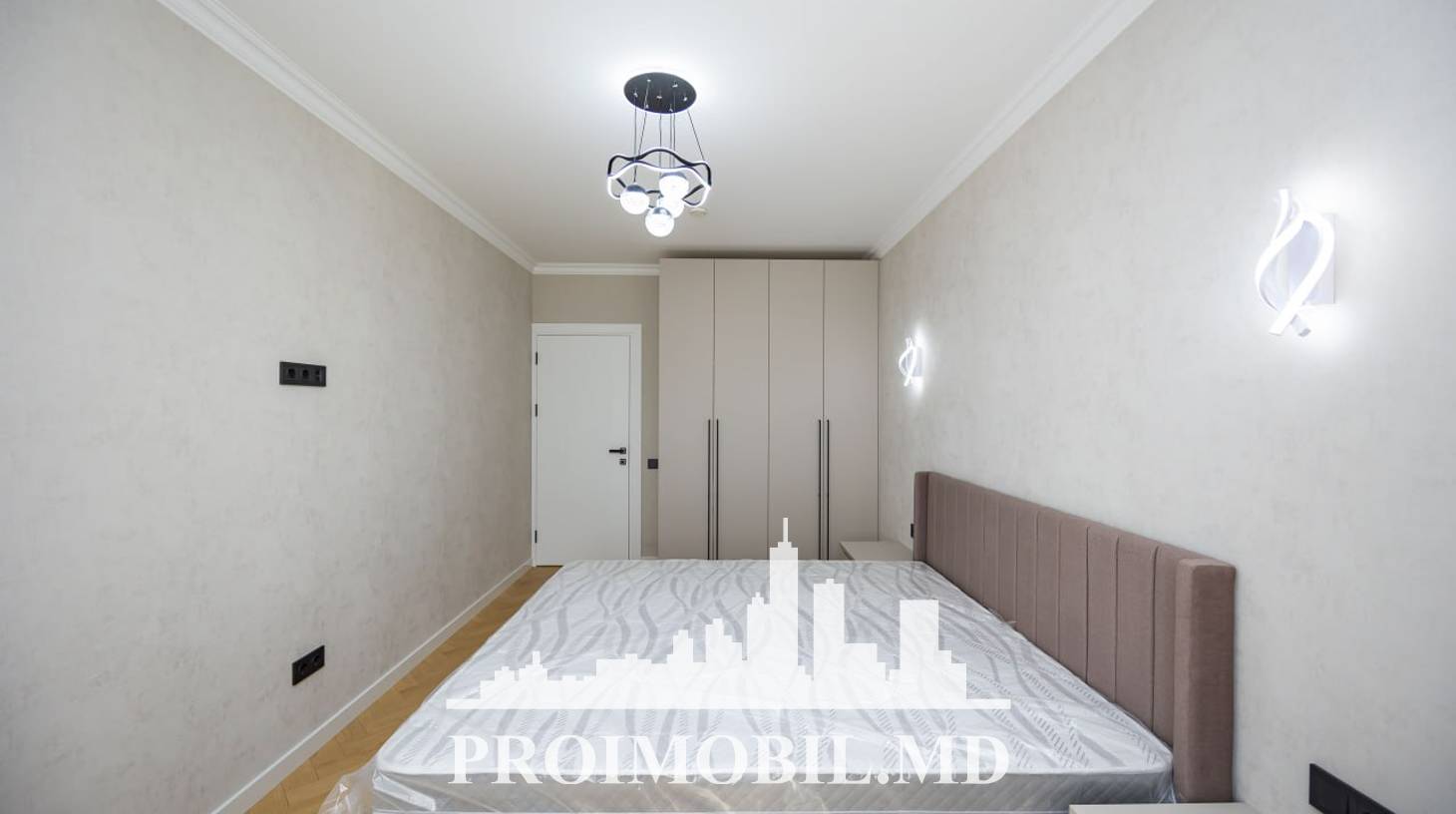 https://images.proimobil.md/VG9NtwRQWJpkZmrB1z6rsDf6AGXXrQ7nk9_ecy8qDZA/watermark:0.75:so:0:30:0.39/resize:fill:1460:816:1/gravity:ce/bG9jYWw6Ly8vZXN0YXRlL2xyLzgwMGQ0ODRhLTIwMTktNDJiZS04Zjc0LWQyMDg5NjU0MmQ1Zi5qcGVn
