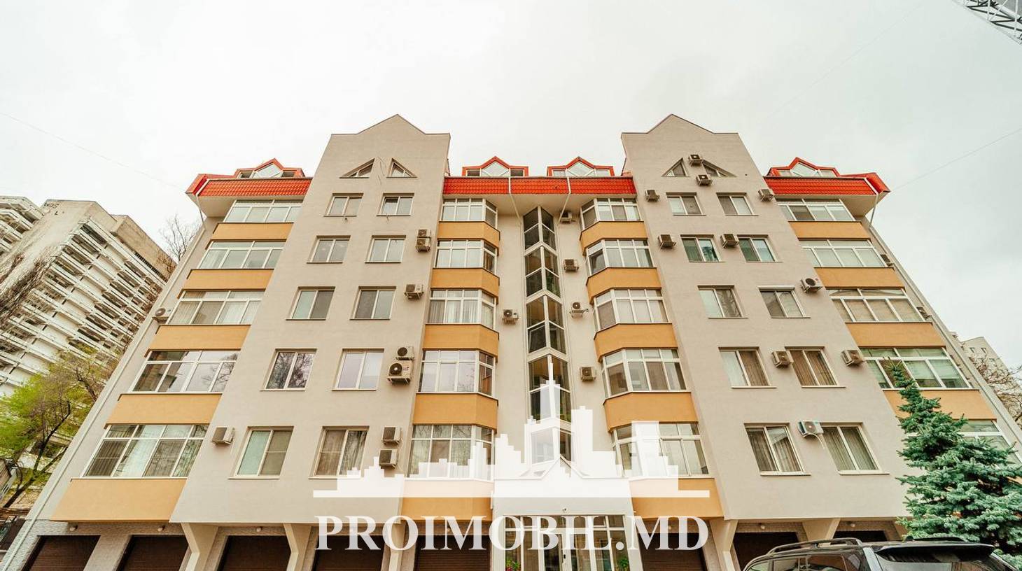 https://images.proimobil.md/VHrhLzAXYQtsC-KLkKkmbqnBHRD21TS765YYhNT3m7Q/watermark:0.75:so:0:30:0.39/resize:fill:1460:816:1/gravity:ce/bG9jYWw6Ly8vZXN0YXRlL2xyL2U4NGEyNzhhLTJmM2ItNGIwYy05M2FiLTM5M2NjMzA1NmE5OS5qcGVn