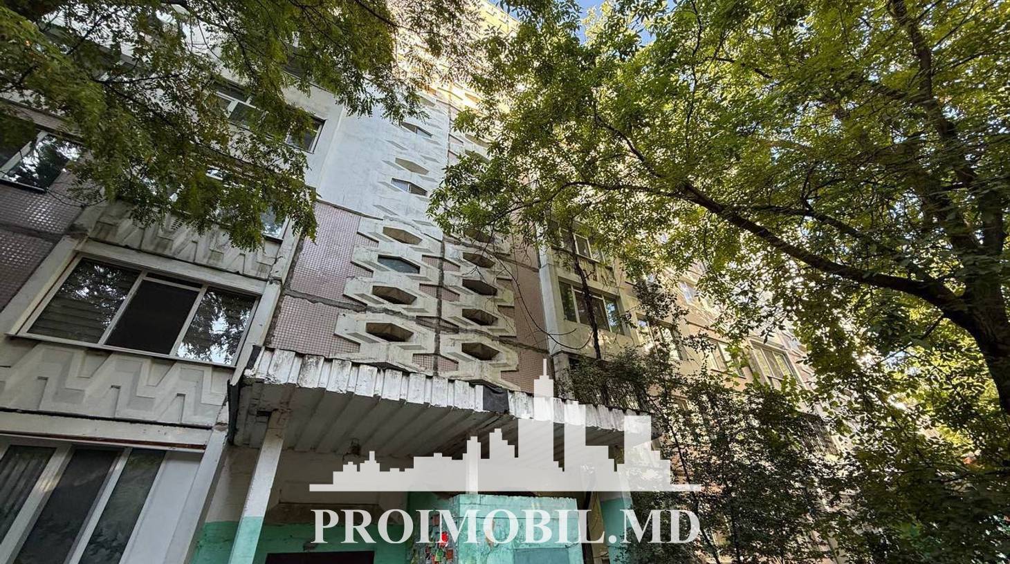 https://images.proimobil.md/VL9MIdzc52psk_VtBk4WoGQJUrf2yX2m0qHI_jT7IgE/watermark:0.75:so:0:30:0.39/resize:fill:1460:816:1/gravity:ce/bG9jYWw6Ly8vZXN0YXRlL2xyL2ZhZTkyNjk4LTgxZjItNGE5Mi1hMWY5LTAzZTZkZmU1MGE3ZC5qcGVn