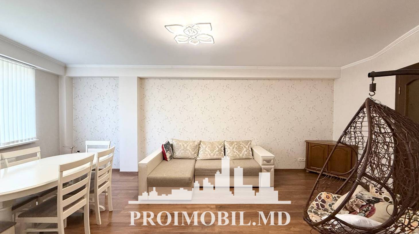 https://images.proimobil.md/VQaULiFMKOa1V70hdbuTGfhJJ0LjLrgLoukyQabIMac/watermark:0.75:so:0:30:0.39/resize:fill:1460:816:1/gravity:ce/bG9jYWw6Ly8vZXN0YXRlL2xyLzZjYzc3OGFjLWNlOTctNGNjOC04MTQ2LTNmMmE3ZTMyZjNiNS5qcGVn