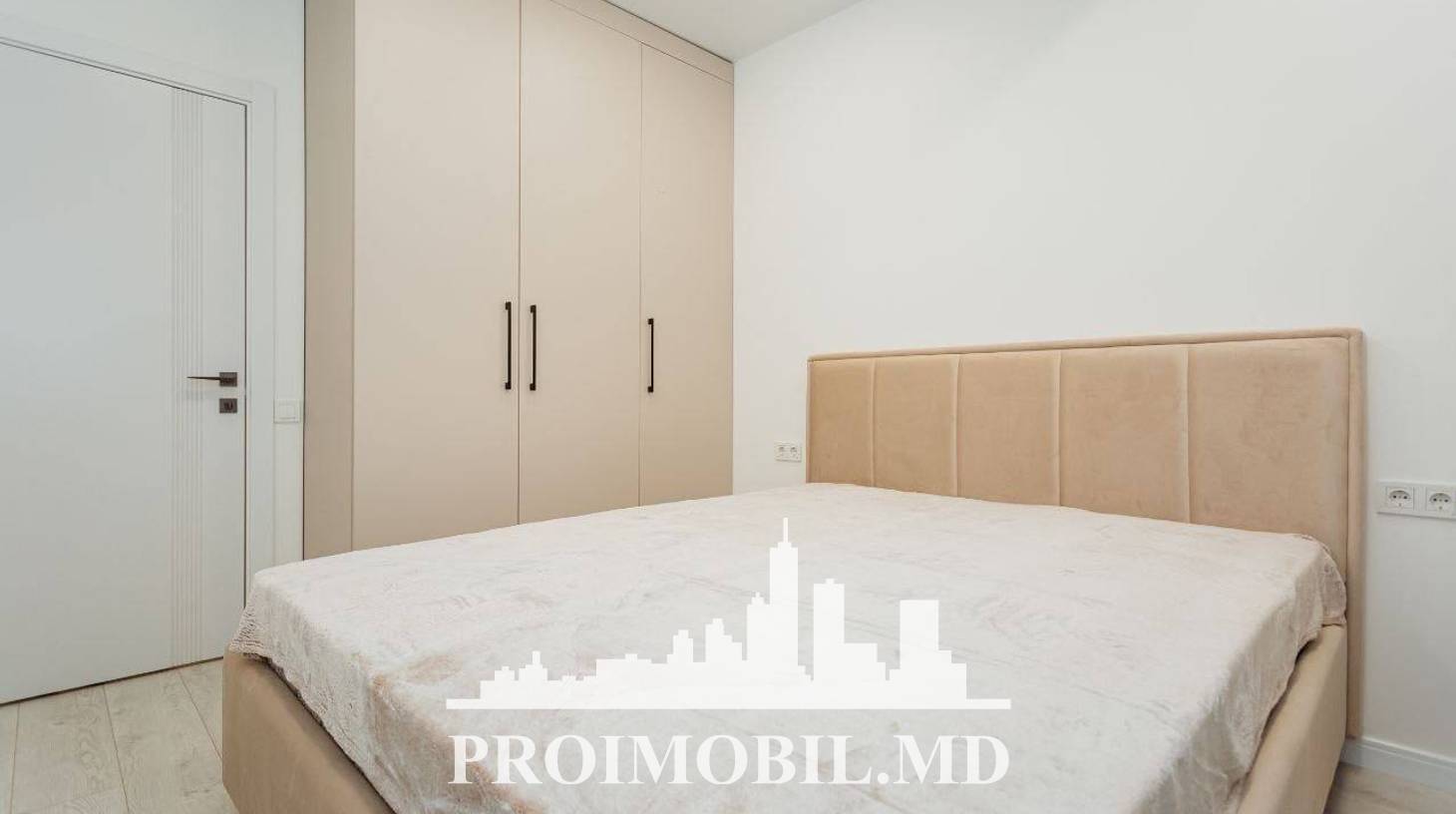 https://images.proimobil.md/VR44C_2LNvNoLaLGB6kWkuYjJddUi7LIojlMEKG_p-I/watermark:0.75:so:0:30:0.39/resize:fill:1460:816:1/gravity:ce/bG9jYWw6Ly8vZXN0YXRlL2xyLzRiNmI1ZThjLWRkYTAtNGJmZi1hMGZmLWFmN2ViZjM0NzU2Mi5qcGVn