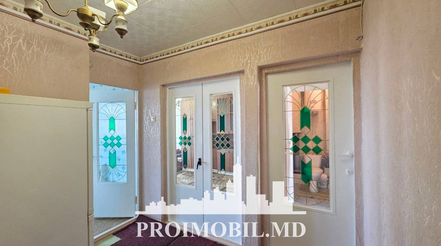 https://images.proimobil.md/VSiJe8RAFJ8-hqDq-5rRB7PSUj32m_JP_AwOgo_yJ9E/watermark:0.75:so:0:30:0.39/resize:fill:1460:816:1/gravity:ce/bG9jYWw6Ly8vZXN0YXRlL2xyLzMxMGFjZTg3LWMxZGYtNDE1Ny1iYjQxLTIyMmIwOWIwMmY3OC5qcGVn