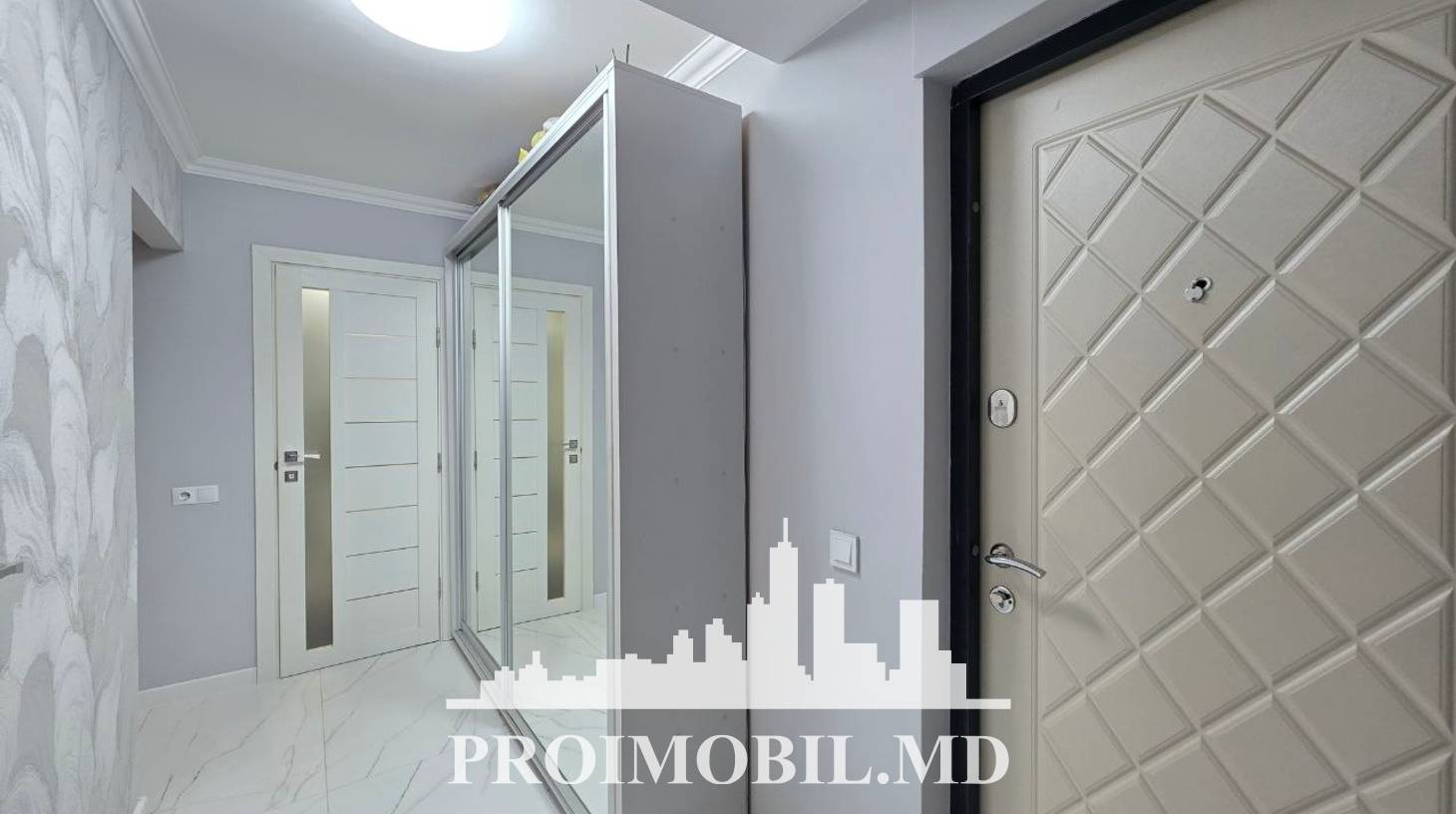 https://images.proimobil.md/VVLT5gq6fv5Rciyd4xgTDctEESg5XU04QEZwkWVkboY/watermark:0.75:so:0:30:0.39/resize:fill:1460:816:1/gravity:ce/bG9jYWw6Ly8vZXN0YXRlL2xyLzQ5ODBmODRhLWQyZmMtNDY4Yi04YWZhLTQ1YTYwYmIzYTk2Yy5qcGVn