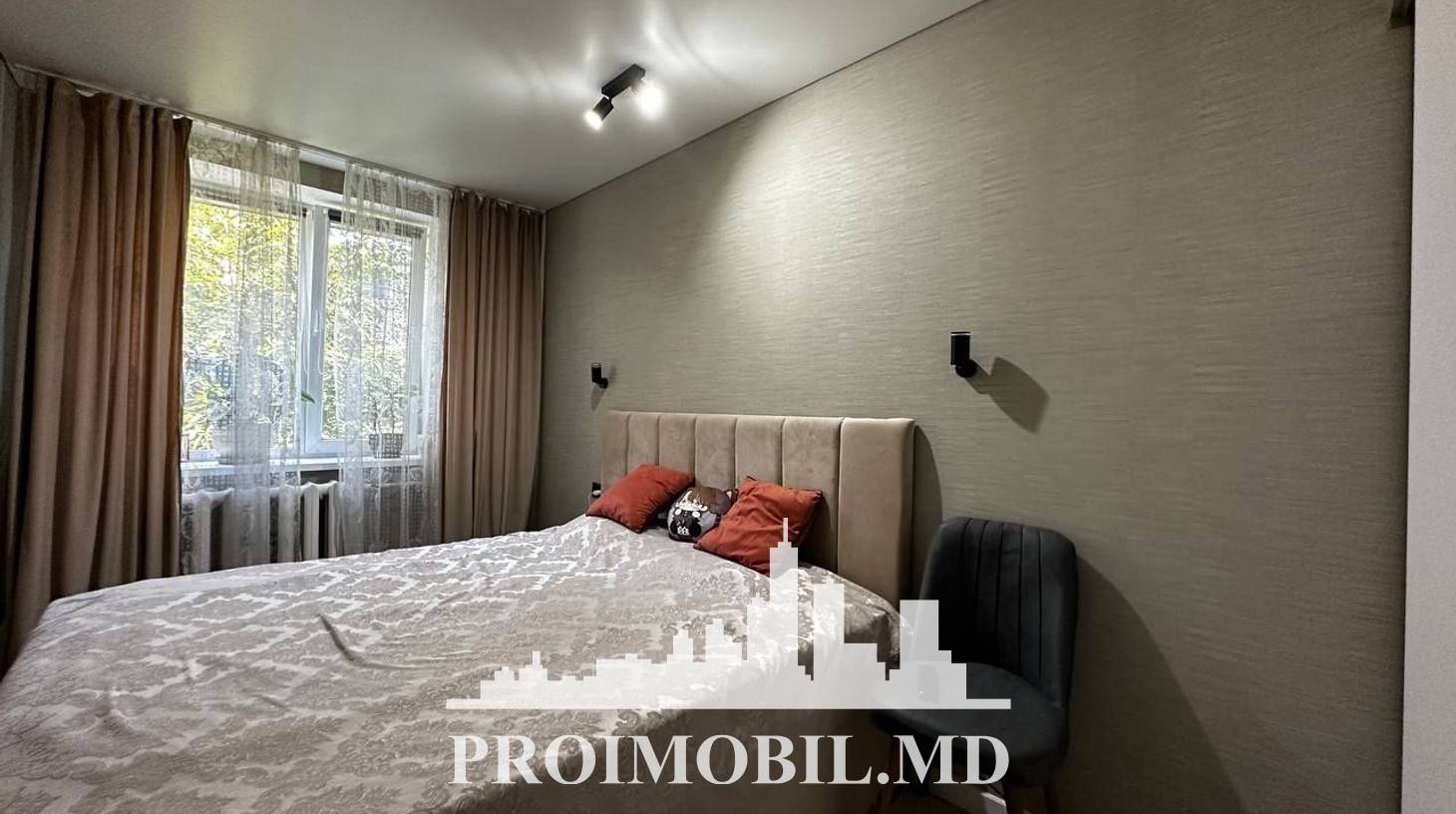 https://images.proimobil.md/VXQVOAChkdIjOuD3NUSo9krW_IU4fafLQRMwlzB8vB4/watermark:0.75:so:0:30:0.39/resize:fill:1460:816:1/gravity:ce/bG9jYWw6Ly8vZXN0YXRlL2xyLzEwZDQwOWQ2LWYwZDAtNDJjMS1hOWM1LTM0ZmMyNGZkODkwMC5qcGVn