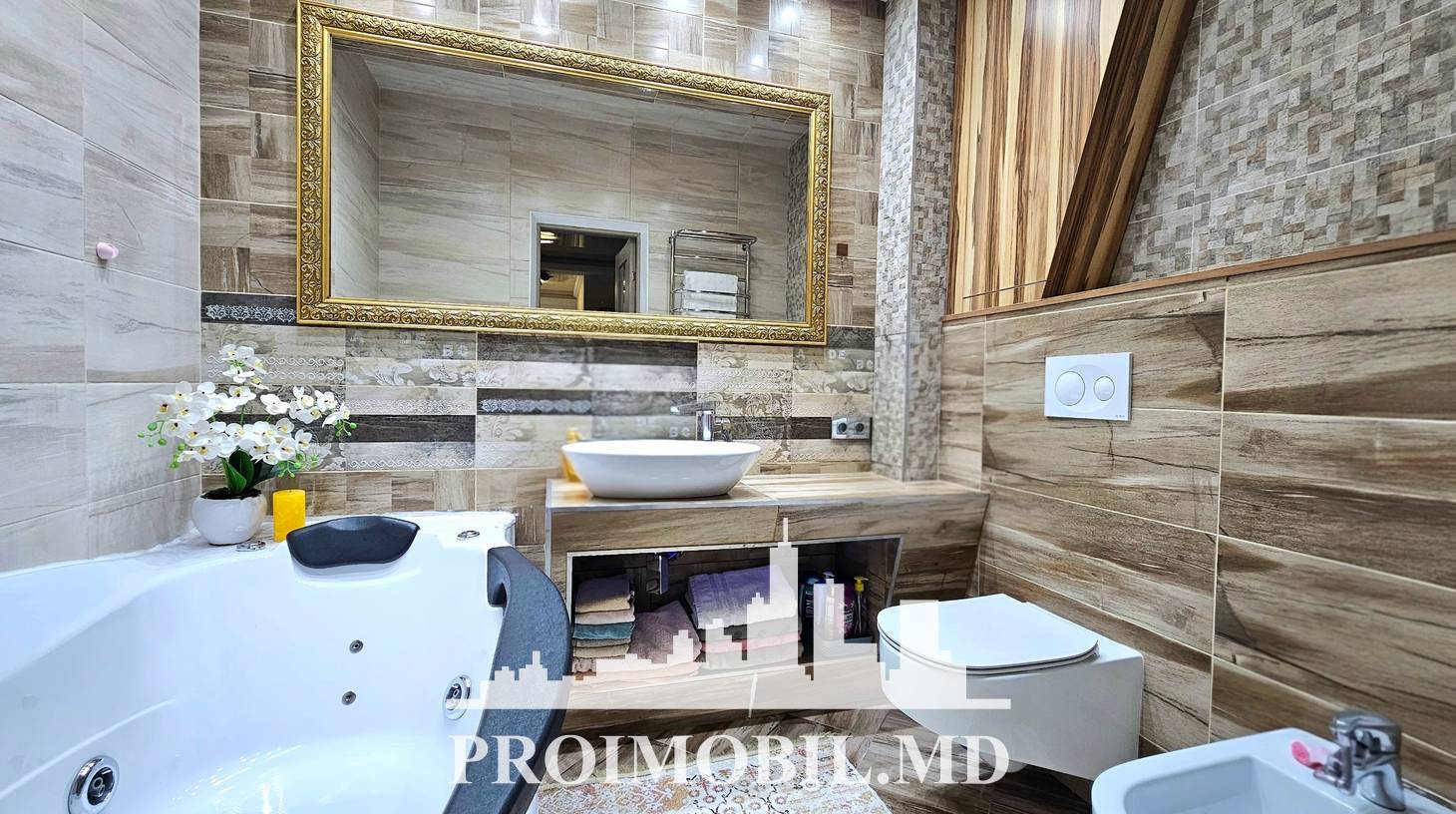 https://images.proimobil.md/VYLP4mKJ0utJKx4A3kgTj9riauSnd_EIjHNCgzkH158/watermark:0.75:so:0:30:0.39/resize:fill:1460:816:1/gravity:ce/bG9jYWw6Ly8vZXN0YXRlL2xyL2FlMzE3ZDAxLTRmMDMtNDQ0NC1hN2YwLTQ5ZDg2ZDk2Mzg0OS5qcGVn