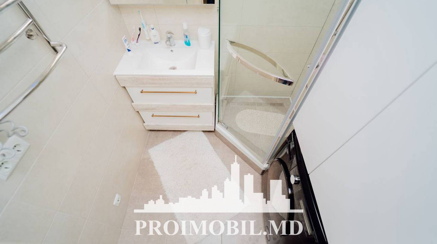 https://images.proimobil.md/VYRblP1O7_Jwg2NoDHV4pWd4jkv1x0QfpcDGImU0DG4/watermark:0.75:so:0:30:0.39/resize:fill:1460:816:1/gravity:ce/bG9jYWw6Ly8vZXN0YXRlL2xyL2RjZmRjM2U3LTVlZjYtNDJlMi1iNTY1LTkyOTYyMjdjYmRkNi5qcGVn