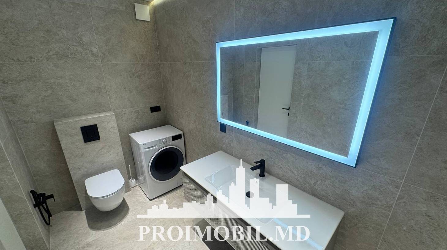 https://images.proimobil.md/VaZ0If3T-xhCqVcFMDwcI42T4TVfdiCh64ckTg6kjNc/watermark:0.75:so:0:30:0.39/resize:fill:1460:816:1/gravity:ce/bG9jYWw6Ly8vZXN0YXRlL2xyL2Q3ZmMzY2E5LTU4MzUtNGMyYS1hYzg4LWQzODVlYTM5YmIxYy5qcGVn
