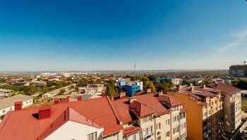 https://images.proimobil.md/Va_voKfcG0t-BIkZNAYYIPYbCqGitg6pJMvd8KP1Y3k/resize:fill:350:198:1/gravity:ce/bG9jYWw6Ly8vZXN0YXRlL2xyLzU3MmJkOTkwLWU4MGEtNDIyMy05N2MwLTgzOGRlNzJmYzFmNi5qcGVn