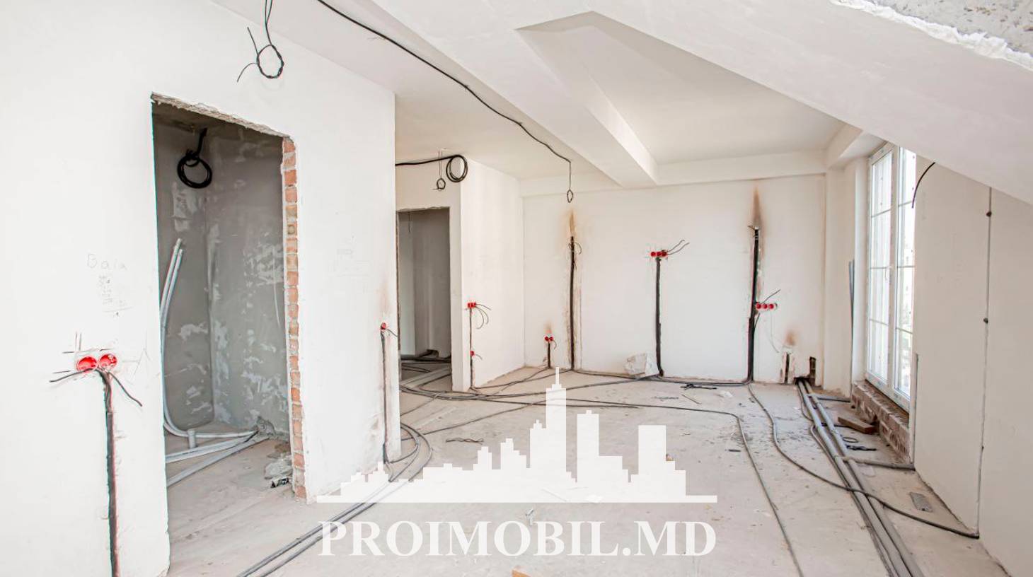 https://images.proimobil.md/VchF3_Pm-zaUbnjmjStVgOqYfC-qjq5Avw5WY-HNupE/watermark:0.75:so:0:30:0.39/resize:fill:1460:816:1/gravity:ce/bG9jYWw6Ly8vZXN0YXRlL2xyLzQ0NDZmMjllLTRlOTktNGY0NS04ZmE0LTA3NDQ3MDZjNTBkOS5qcGVn