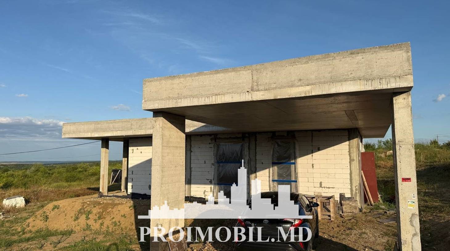 https://images.proimobil.md/Vd53753wCAVr204kcy9-dWibrjMH9YFJ7FFNbTLGDog/watermark:0.75:so:0:30:0.39/resize:fill:1460:816:1/gravity:ce/bG9jYWw6Ly8vZXN0YXRlL2xyL2Q1YmE3OGE5LWU0MzEtNGY0ZC04ZGZmLTA5YmYyYmMyM2ViOC5qcGVn