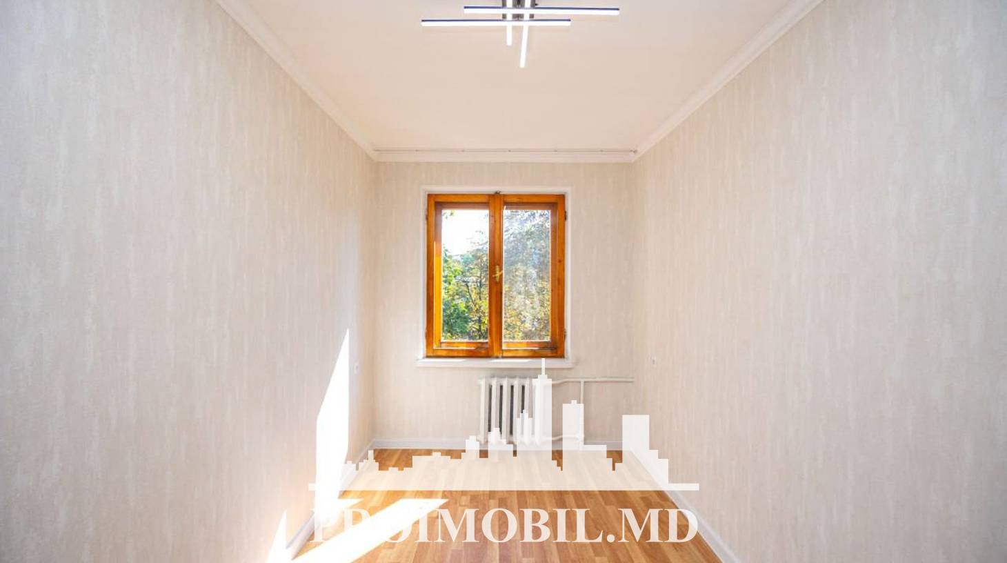 https://images.proimobil.md/Vf8IXKAonBMFH_Qe0rTUBOFX6ULeJTB1NTfjlKn8vdo/watermark:0.75:so:0:30:0.39/resize:fill:1460:816:1/gravity:ce/bG9jYWw6Ly8vZXN0YXRlL2xyL2ExMTE1YzExLThiMjAtNDAwYi04OWM2LWU1MzM0MzgzY2ZjMi5qcGVn