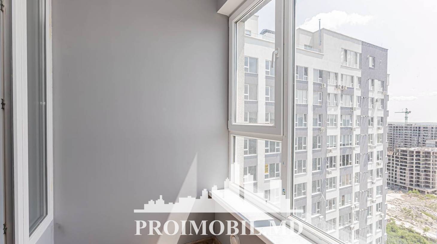 https://images.proimobil.md/VfKhzODilmrp3FxNWmkICe1h8AyX1dbTqHtLC3-8OAo/watermark:0.75:so:0:30:0.39/resize:fill:1460:816:1/gravity:ce/bG9jYWw6Ly8vZXN0YXRlL2xyLzQzZmI4MTdiLTI5MWQtNGZiNC05ZDIxLWMzMDg1NDM4YmM5My5qcGVn