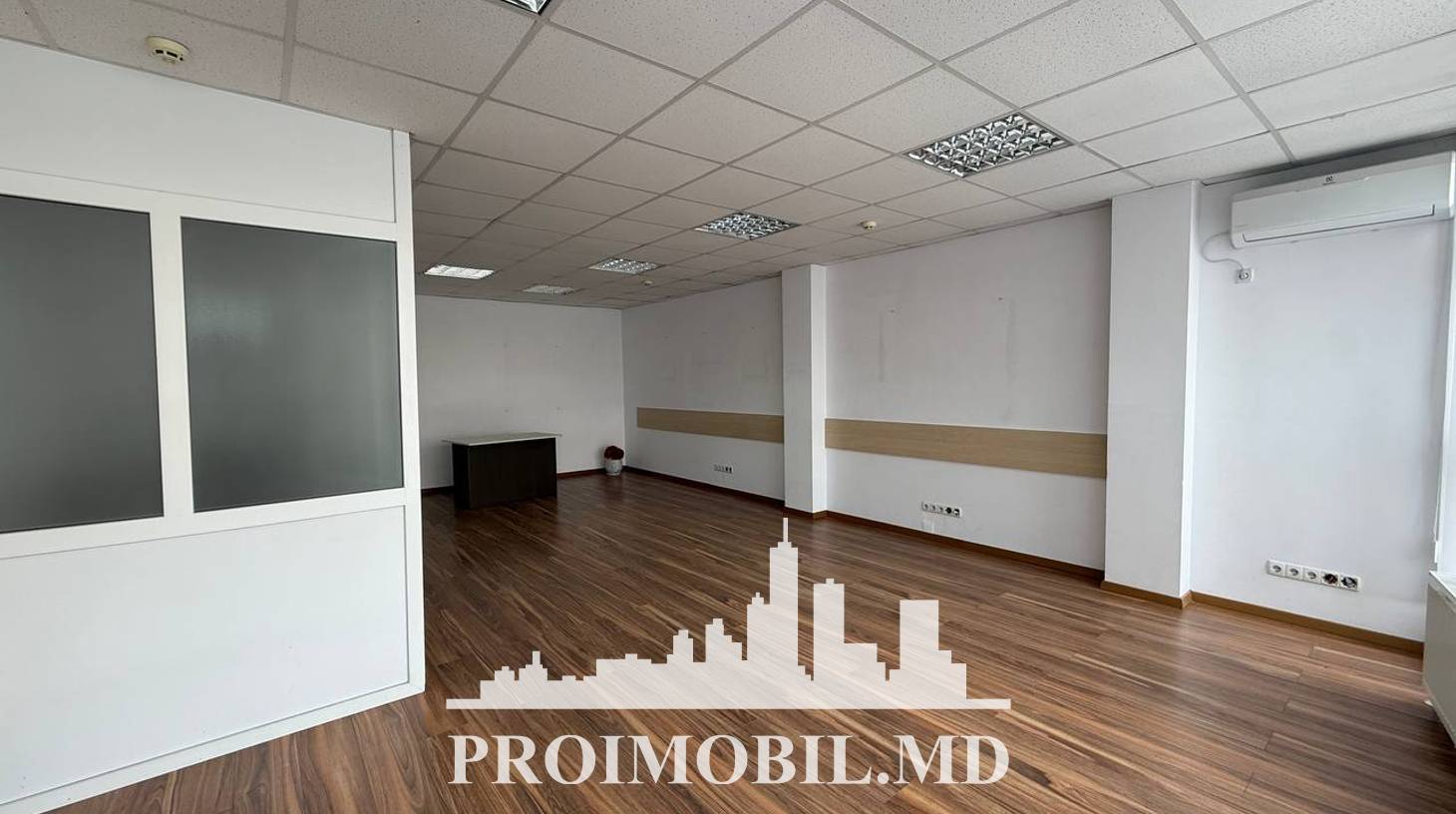 https://images.proimobil.md/Vg9ZzHCH1nVcpE2aRUvr71r7WMXovDMU6ldSFFKeT5Y/watermark:0.75:so:0:30:0.39/resize:fill:1460:816:1/gravity:ce/bG9jYWw6Ly8vZXN0YXRlL2xyLzVjNTc4NWYxLTg1ZmMtNDNhMy04NDhkLTFmZWJjMWE1ZTllZC5qcGVn