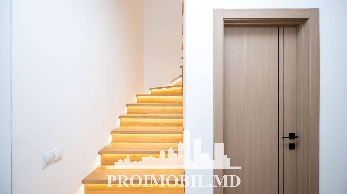 https://images.proimobil.md/Vp0TmZBFj-DiqXFIXjdEfQmxqvnPaFuqxWn3DwlEl24/watermark:0.75:so:0:30:0.39/resize:fill:1460:816:1/gravity:ce/bG9jYWw6Ly8vZXN0YXRlL2xyLzA5OGEwNjIxLWJiYzUtNGQyMi05Yzk2LWNlZmM0NWE2OThiYy5qcGVn