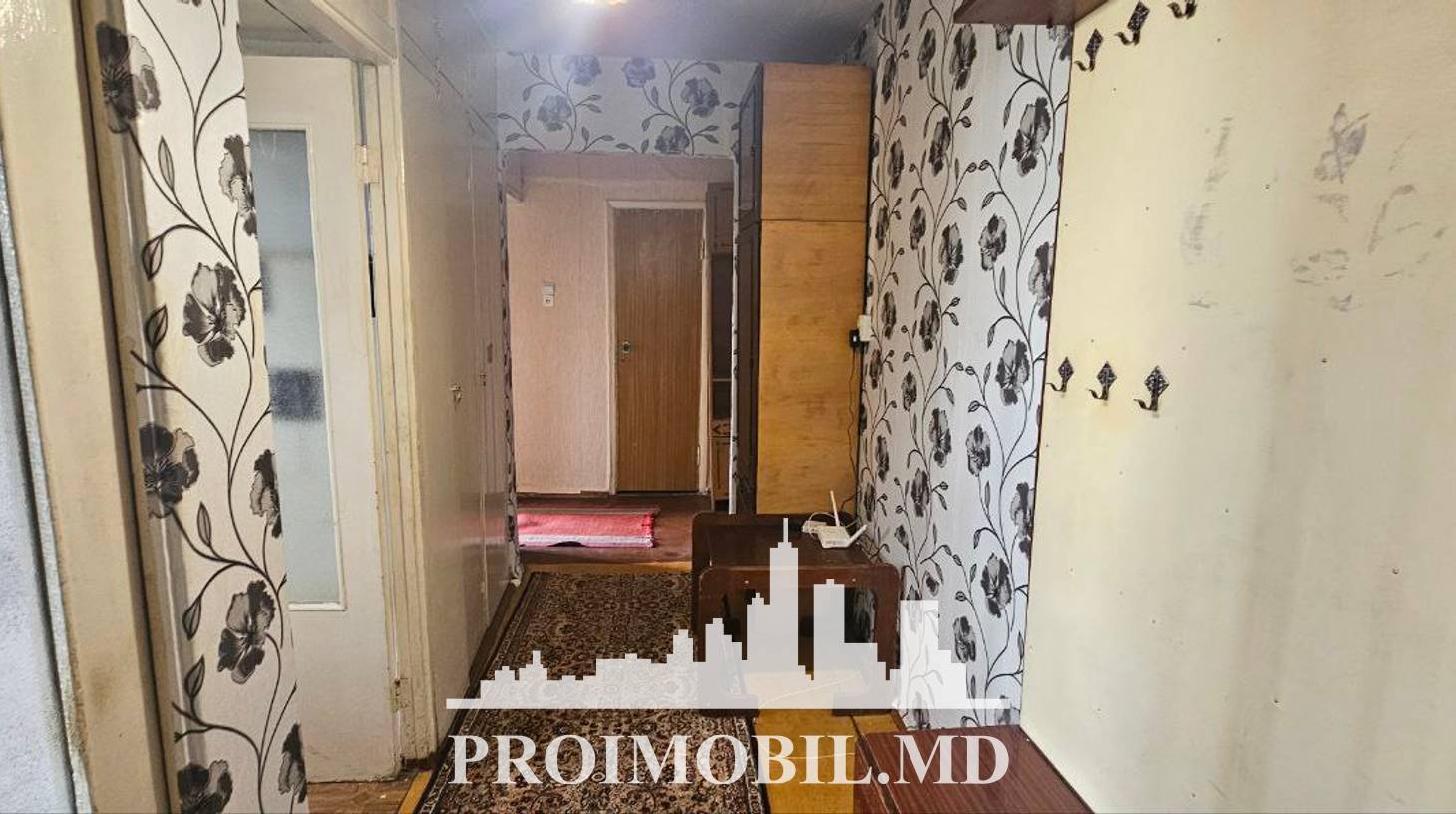 https://images.proimobil.md/Vp1kGsuLpwQjScf2bSQ1zozGn04DmOirO99DelRQhb8/watermark:0.75:so:0:30:0.39/resize:fill:1460:816:1/gravity:ce/bG9jYWw6Ly8vZXN0YXRlL2xyL2M4MTcwMDA3LTUyZWItNDc5YS04OWQ4LTRiNzc0NjU4YmI3Yy5qcGVn