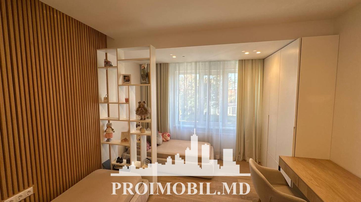 https://images.proimobil.md/Vp_X8mh6vC9EBr-56U32O466qc573Zl5XzyqPUJ42e0/watermark:0.75:so:0:30:0.39/resize:fill:1460:816:1/gravity:ce/bG9jYWw6Ly8vZXN0YXRlL2xyLzdlZjBiNWI3LWM2OTYtNDcyYS04MTRhLTRmOGMwM2E1YzljOS5qcGVn