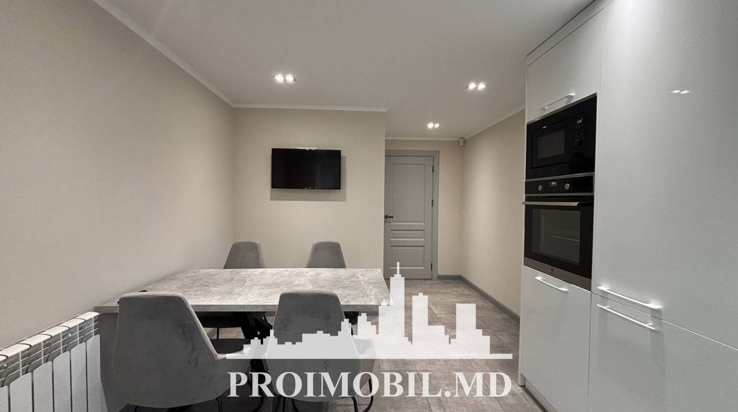 https://images.proimobil.md/VruQPkfWN1FyxvVkcTV9iob5qr5o6PfbXV8wRZt_Jkw/watermark:0.75:so:0:30:0.39/resize:fill:1460:816:1/gravity:ce/bG9jYWw6Ly8vZXN0YXRlL2xyLzM5MWNkNDBkLTkzYTEtNDE2ZC1hYjc4LTI5MGU2OTUxM2NlMi5qcGVn