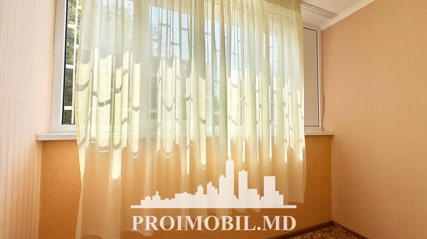 https://images.proimobil.md/VxSSGNtdZjMvSZvLDAcBP8qkN6qkcMVvIzPbyg3ZSWQ/watermark:0.75:so:0:30:0.39/resize:fill:1460:816:1/gravity:ce/bG9jYWw6Ly8vZXN0YXRlL2xyLzA3OTlmYzgyLTNkOTYtNGViNC1hZTg2LTg0Njc2M2NlOTQ4NC5qcGVn