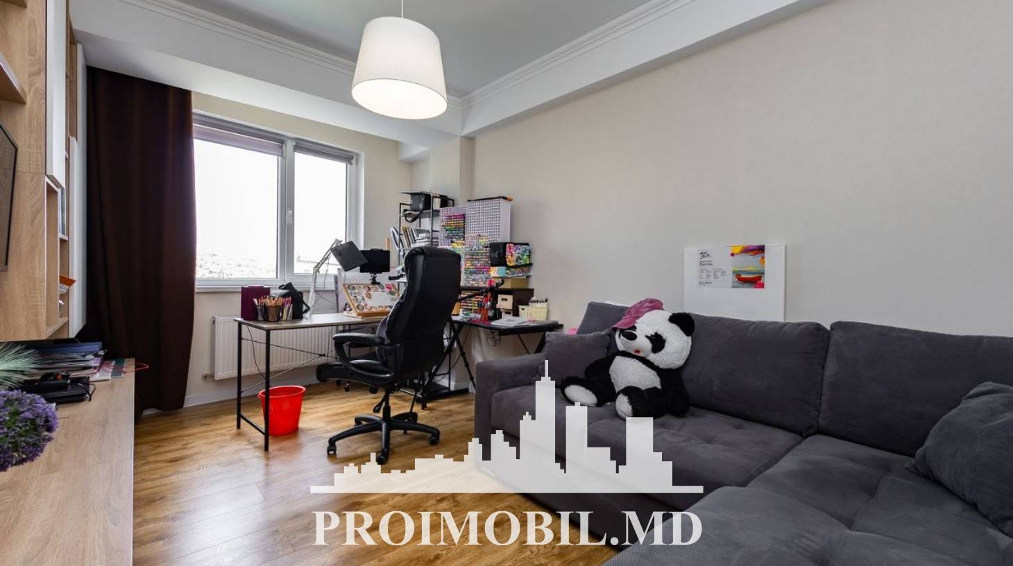 https://images.proimobil.md/VzIjyzPpc9a0RP1pFZkAUKEaIzsHi-qOv07LfZOrPSE/watermark:0.75:so:0:30:0.39/resize:fill:1460:816:1/gravity:ce/bG9jYWw6Ly8vZXN0YXRlL2xyL2ZkODBjODcxLTI3MGMtNDI5OS05ZWMyLTEwNTg5ZGI0ZWY1ZS5qcGVn