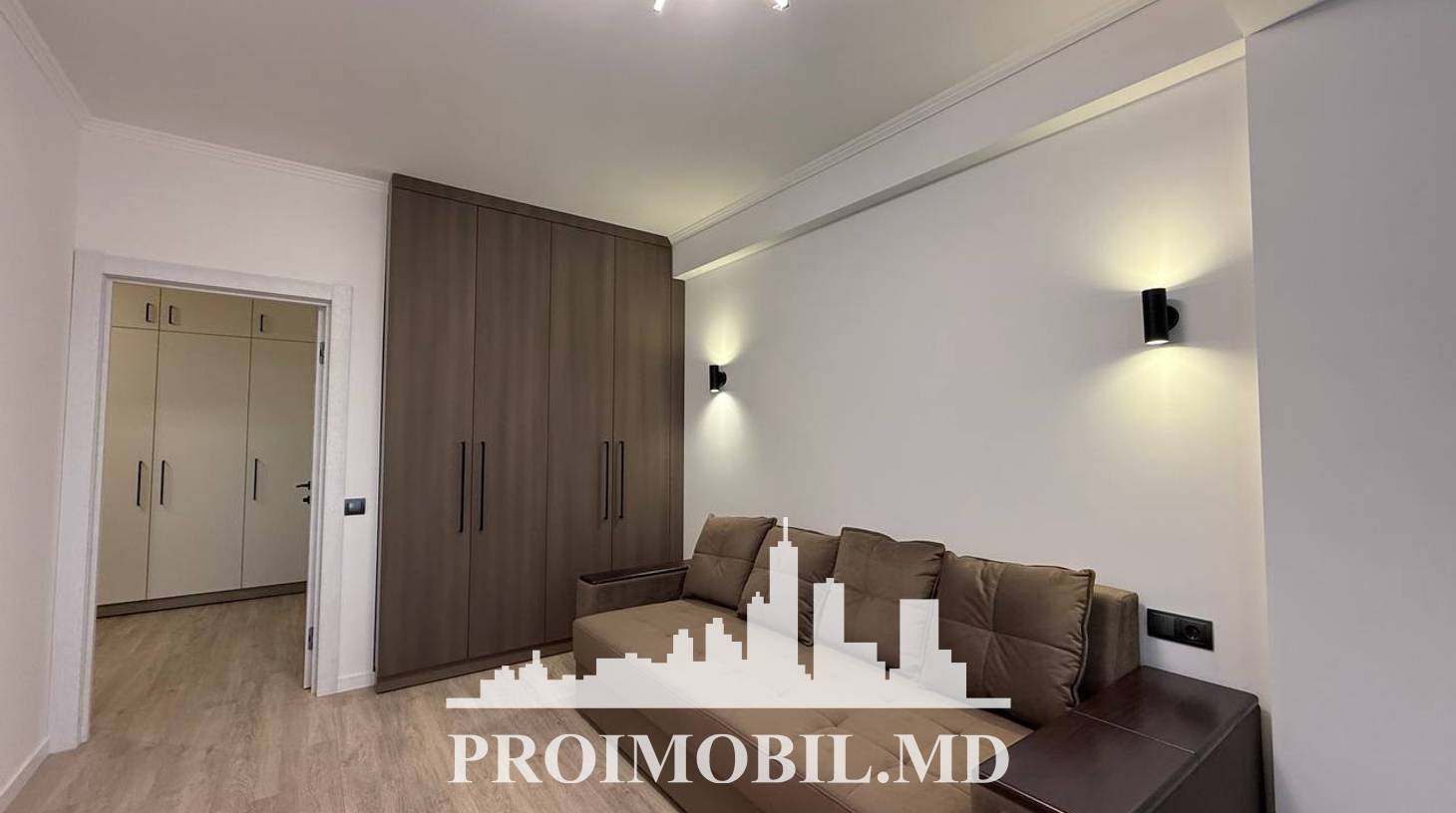 https://images.proimobil.md/W-AqyZ3A5Hcgz_3rTqCBNGnGbnXA6pSECGzkxDYB69A/watermark:0.75:so:0:30:0.39/resize:fill:1460:816:1/gravity:ce/bG9jYWw6Ly8vZXN0YXRlL2xyLzYzZGM0Y2ViLTU1YTctNDU3OS05NjAyLTU5MTkxNTE5OGNjZi5qcGVn