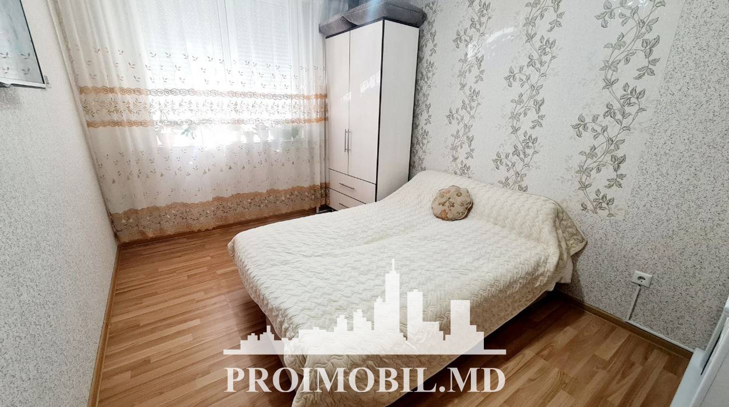 https://images.proimobil.md/W2eApxq0WyUxkV_najLSDF8syx5EW61acGgf7KAfrpE/watermark:0.75:so:0:30:0.39/resize:fill:1460:816:1/gravity:ce/bG9jYWw6Ly8vZXN0YXRlL2xyLzcyY2ZmNzg4LThlYzUtNDdjNS1hNDI5LTg4ZTJhMGM0YWZiMS5qcGVn