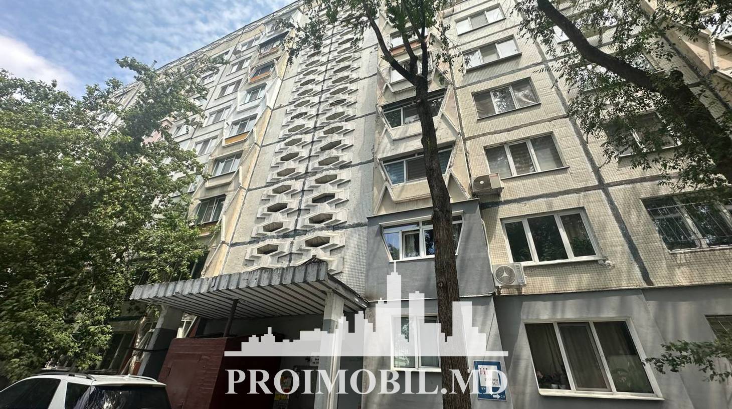 https://images.proimobil.md/W5oqhGqyCzSvuGELYUxZ_Wsvy4Nwz1Etiz5j45bC9mw/watermark:0.75:so:0:30:0.39/resize:fill:1460:816:1/gravity:ce/bG9jYWw6Ly8vZXN0YXRlL2xyLzc5MDRiNjA0LTBlODctNGQ0ZC04ZDgzLTNjNmQxMGNjZDE3Mi5qcGVn