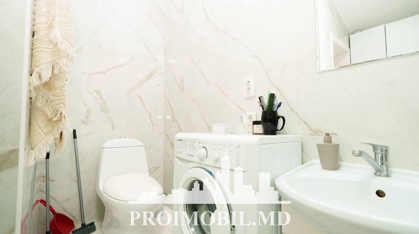 https://images.proimobil.md/W6UPKQG09pswTpbV6sre0tNkqqBNNT23V51EuKHCdt0/watermark:0.75:so:0:30:0.39/resize:fill:1460:816:1/gravity:ce/bG9jYWw6Ly8vZXN0YXRlL2xyL2MwYzkxMGFlLTY1ODQtNGZkYi04NTlkLWFmMTEwYWZlM2Y0Ny5qcGVn