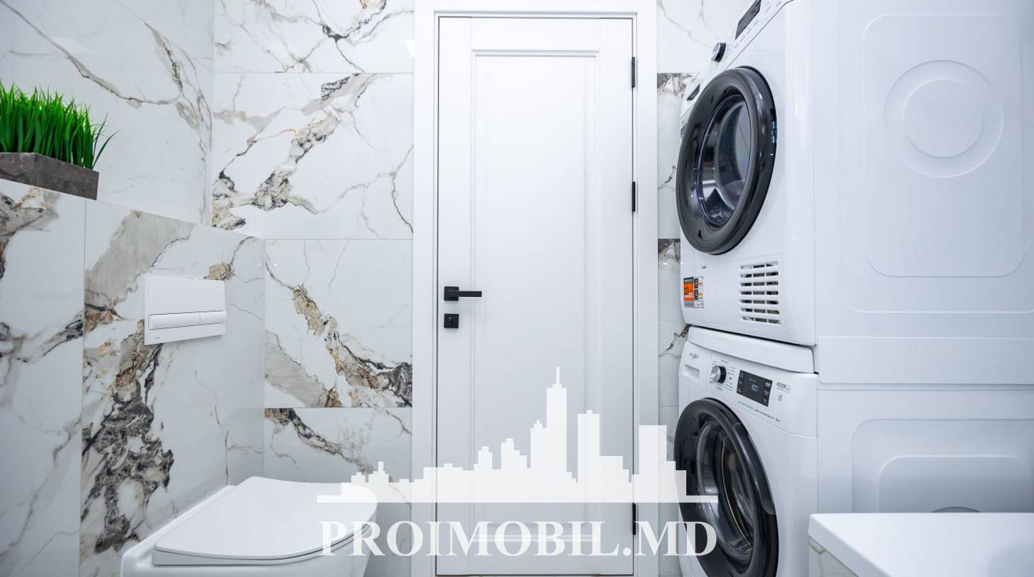 https://images.proimobil.md/W9putYM64R9bYPb6eCKOxV6bdIVLhPZvntQxAOUg-EI/watermark:0.75:so:0:30:0.39/resize:fill:1460:816:1/gravity:ce/bG9jYWw6Ly8vZXN0YXRlL2xyLzcxOWQ3Zjc1LTFlODctNGRhZC04NDY1LWU5Y2E0NDM4ZWFmOC5qcGVn