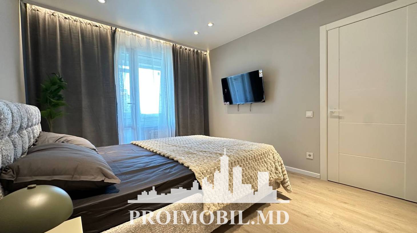 https://images.proimobil.md/WBJl9YYA2AI9rhd7OgT1pB6esttvtw_hK7qesjL17uI/watermark:0.75:so:0:30:0.39/resize:fill:1460:816:1/gravity:ce/bG9jYWw6Ly8vZXN0YXRlL2xyL2MxYTRjZjYxLTQ1NGYtNGYzMC1hYzc2LTdiZGNhYzc0OGUyNS5qcGVn