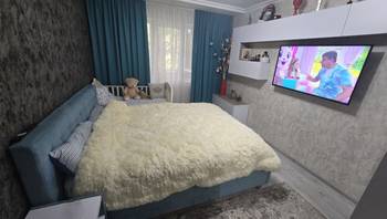 https://images.proimobil.md/WE1EIlKyqZXYKQ0OQunOv3ZKUmoEvVtzDOA2AxYJgrU/resize:fill:350:198:1/gravity:ce/bG9jYWw6Ly8vZXN0YXRlL2xyLzhmOTQyYzZkLTMyYzEtNDYyYy05YjJhLTAxYTYyZGRkMzZkYy5qcGVn