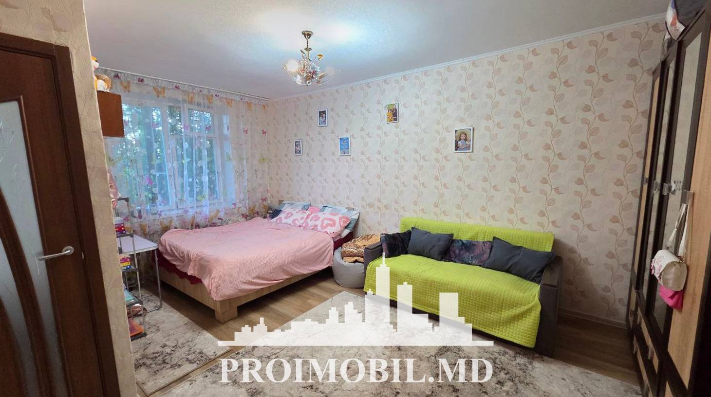 https://images.proimobil.md/WHRnYLzJZopasln_J8ZOYpq9PsqxhTvcmBzW7rN9yX8/watermark:0.75:so:0:30:0.39/resize:fill:1460:816:1/gravity:ce/bG9jYWw6Ly8vZXN0YXRlL2xyL2Q4NzdiMjZiLTc4MDgtNGFlZi04MDZhLWI4YTQwODBkZTIxNy5qcGVn
